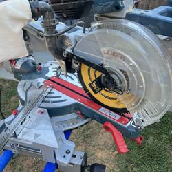 Bosh 12 Inch Miter Saw