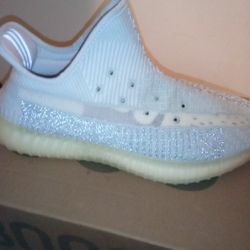 Yezzy's For Sale 