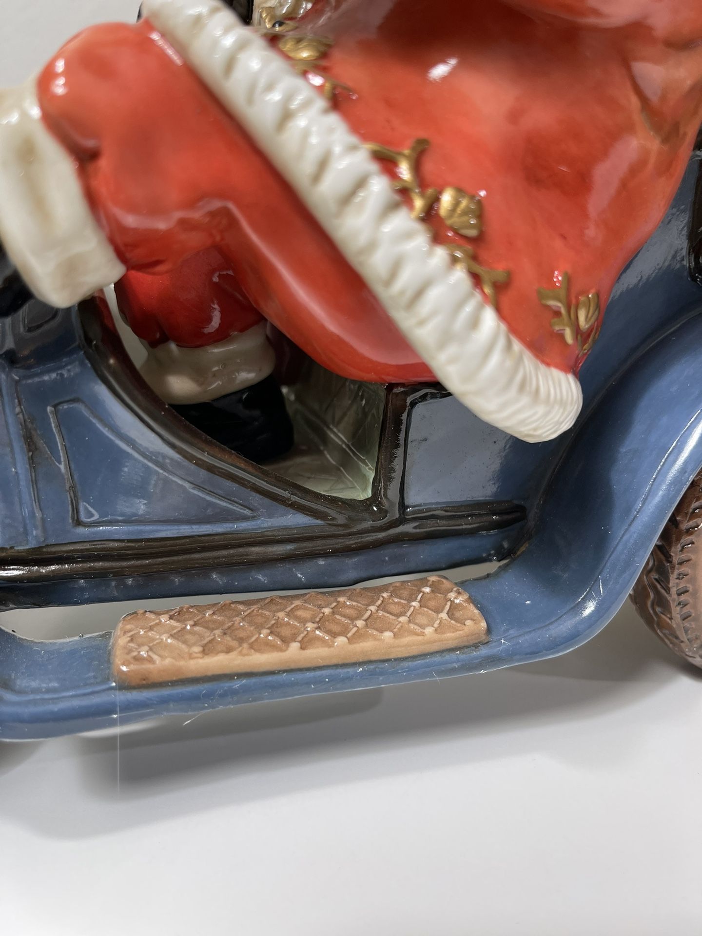 2003 Grandeur Noel Porcelain Santa Claus On Wheels Car Figurine Vintage Antique Classic Driving