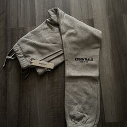 dark oatmeal essential sweats