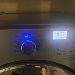 Frigidaire Affinity Washer And Dryer With  Pedestals