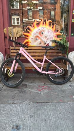 WOMEN BIKE