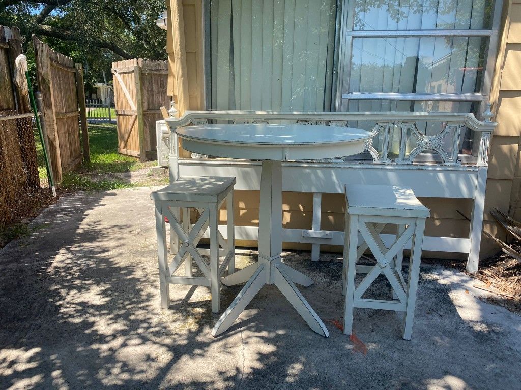 Vintage White Dining Room/Bistro Table Set