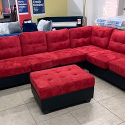 ^* New/ Red/Black Reversible Sectionall With Storage Ottomann/livingg/Sectionall/Delivery Available/DISCOUNT👈/Home Decor/Financing/ Household 