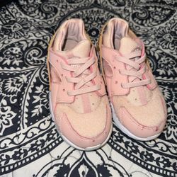 Nike Huarache Size 9c