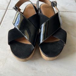 UGG Shoshana Platform Sandals -Black Patent / Suede -Women’s US 10 -NEW