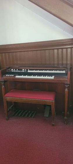 Antique piano