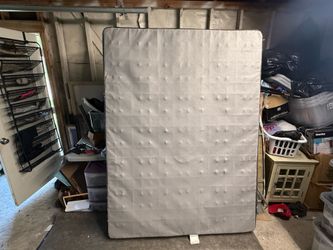 Queen / twin box spring