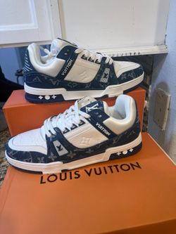 New Beautiful louis built sneakers