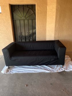 Couch/Sofa w/removable cover $125