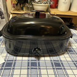 14 Quart Electric Roaster New 