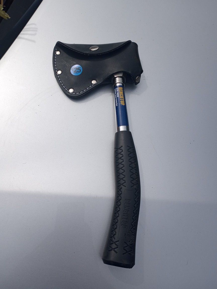 Very Nice Hatchet