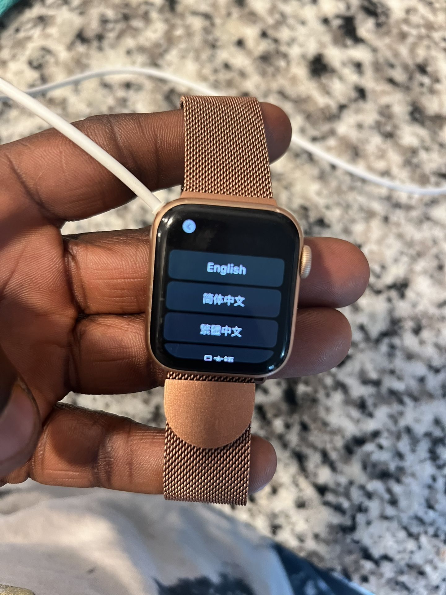 Apple Watch 40mm Gold