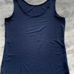 Uniqlo airism women’s tank top ,size like small 