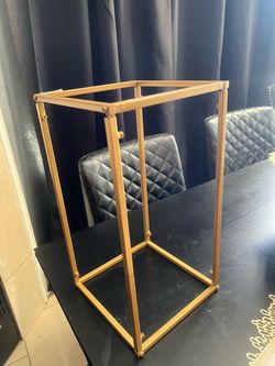 Venue Decor garage sale today