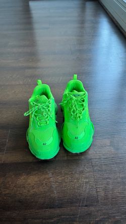 Balenciaga Triple S Green Size 42
