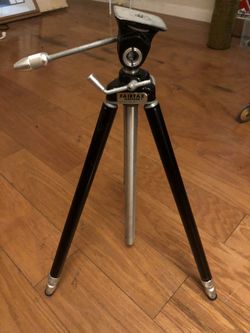 Antique FairFax Elevator Tripod