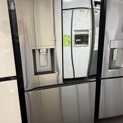 OPEN BOX LG MIRRORED COUNTER DEPTH FRENCH STYLE REFRIGERATOR