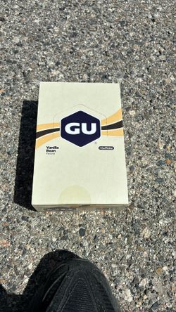 Gu Energy Gel Vanilla And Strawberry Banana