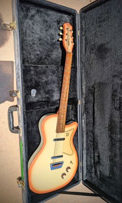 '56 Danelectro U2 W case trade or sell