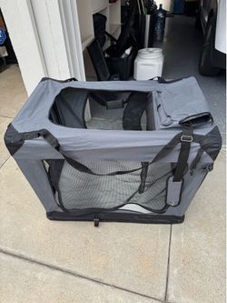 Soft Dog Crate - Large - Excellent Condition