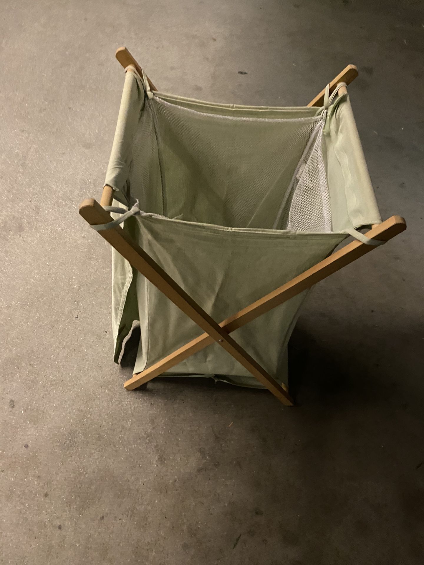 Folding Clothes Hamper