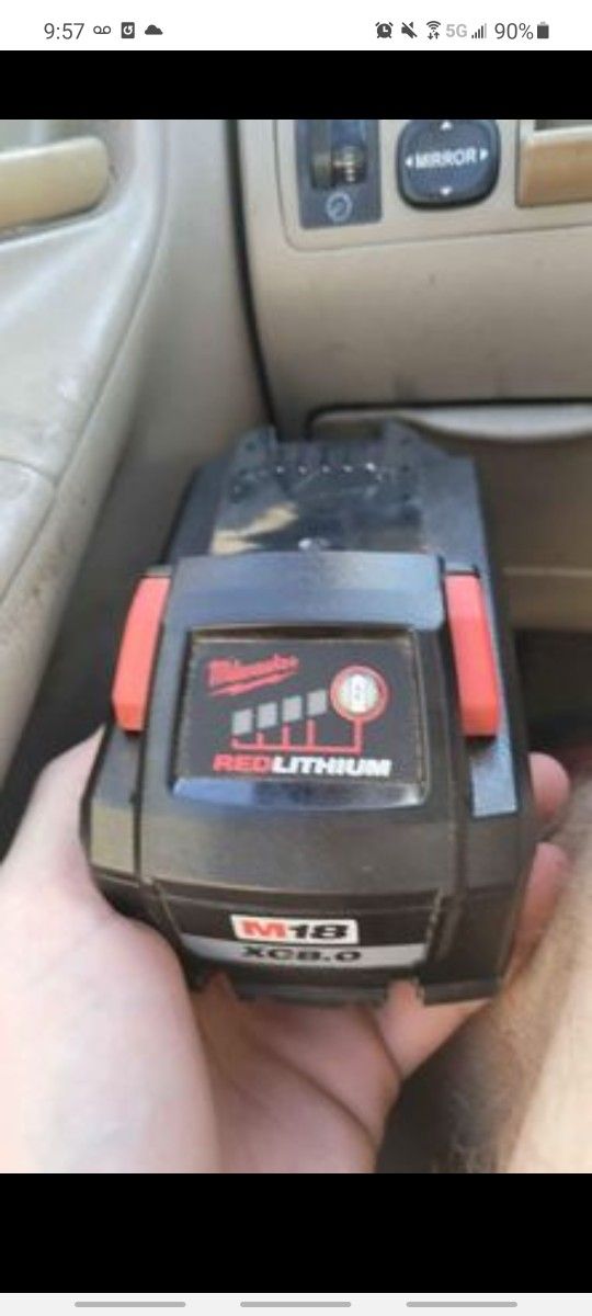 Milwaukee M18 XC8.0 Like New