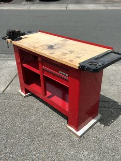 Waterloo heavy duty work bench ( 2 drawer) with Vice and Grinder