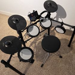 Electronic Drum Set