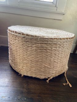 Large Oval Woven Seagrass coffee table