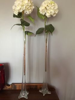 Matching tall floral vase