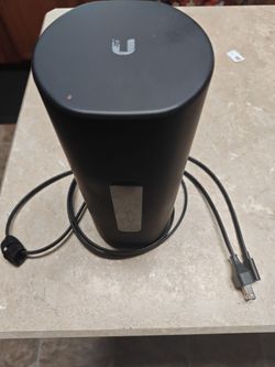 Ubiqiti alien game router