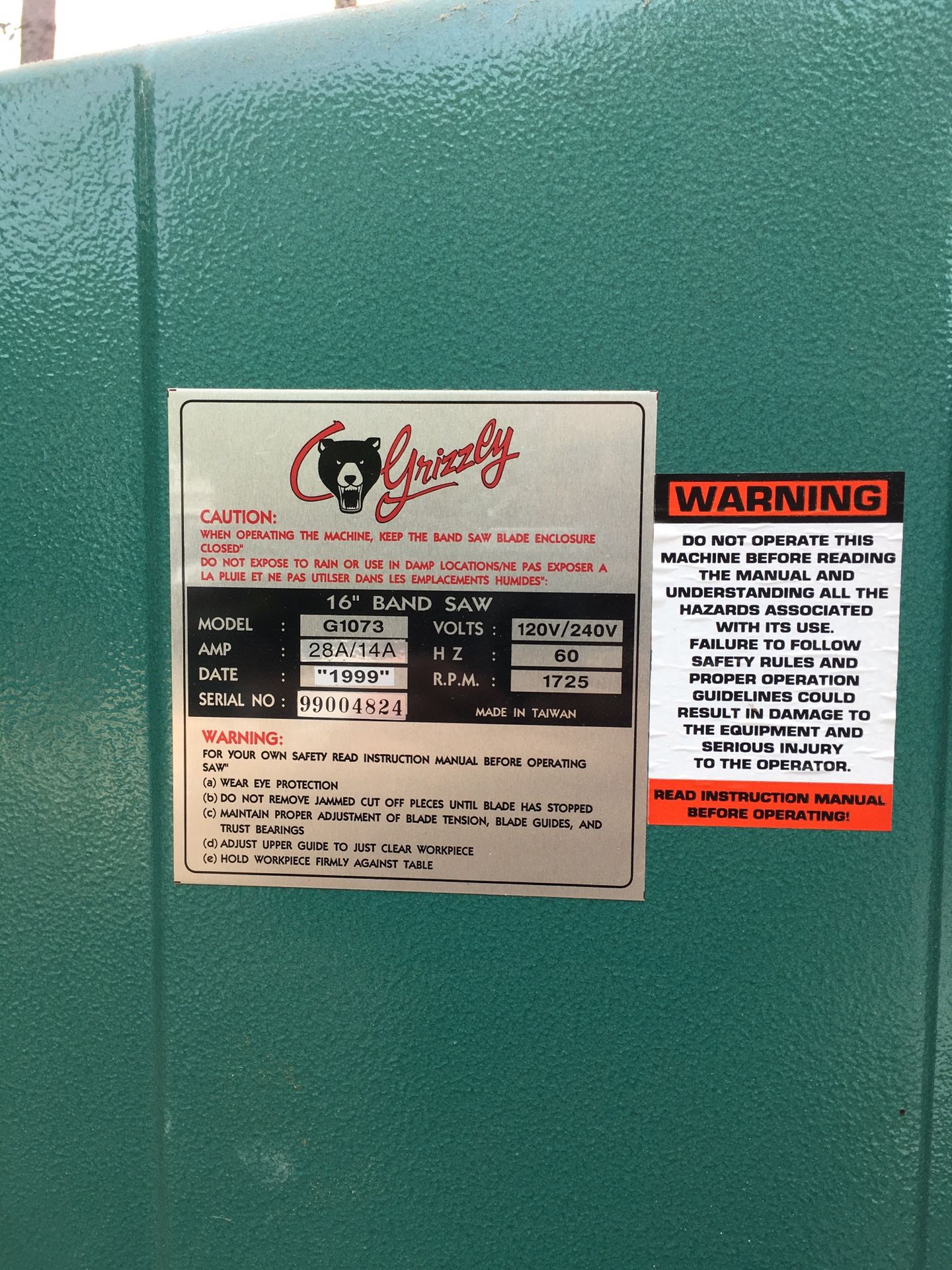 Grizzly G1073 16” bandsaw , practical new!!!!used only once for a hobby