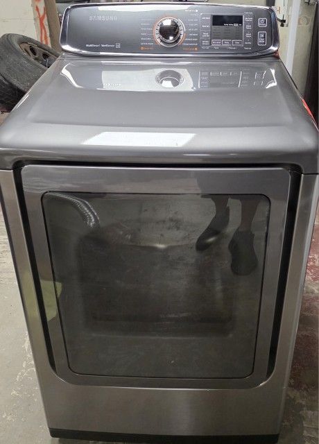 Samsung Dryer for Sale 
(Works Great)
Comes w/Warranty 
Delivery Available 