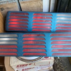 79-93 Mustang Fox Body Tail Lights Off Of 87-93 GT Great Shape Just Need Cleaning And Paint