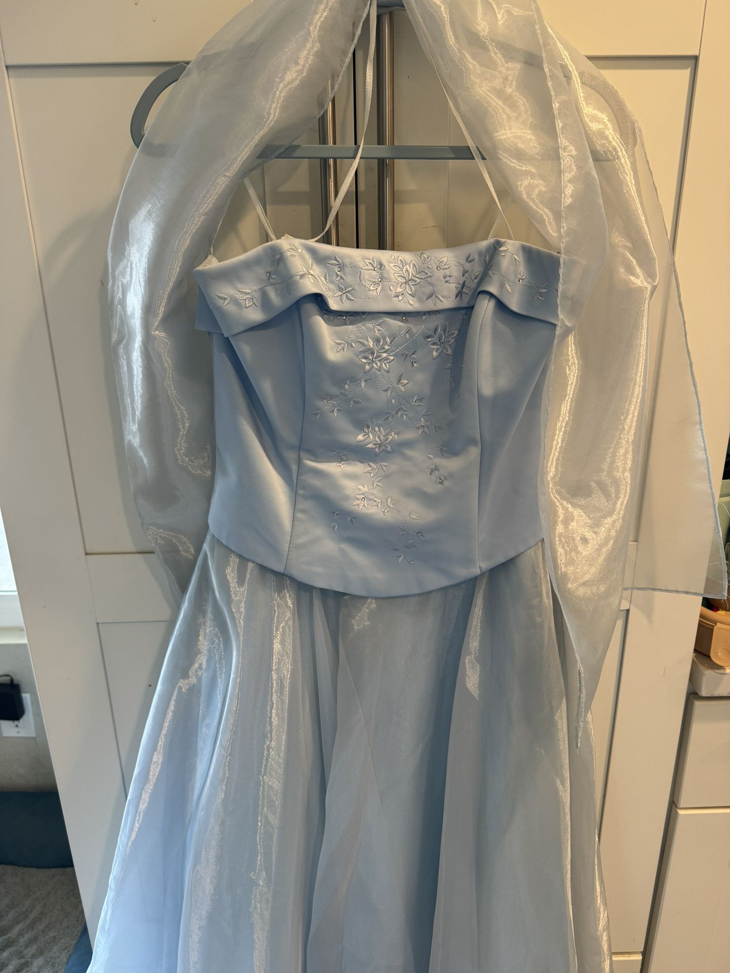 Light Blue Formal Dress Size:L 