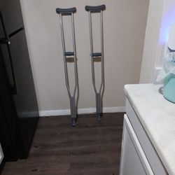 CardinalHealth Adjustable Brand New, Asking For $25 Or Best Ofer