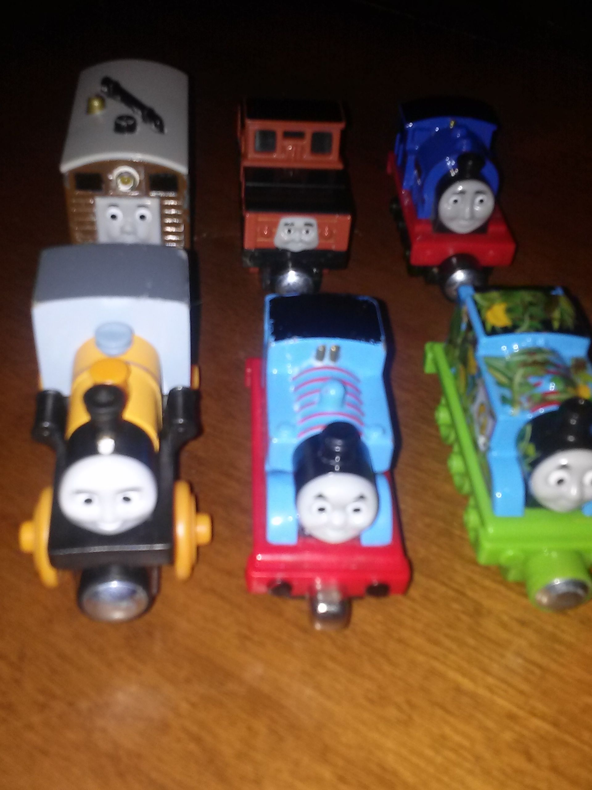 Thomas and Friends train set with wooden tracks
