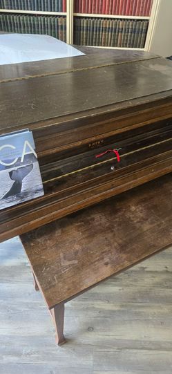 Estey of New York Piano