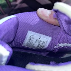 Purple and white Jordan’s - size 6.5