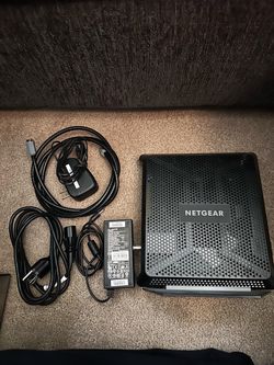 Netgear Nighthawk AC1900 WiFi Cable Modem Router C7000v2