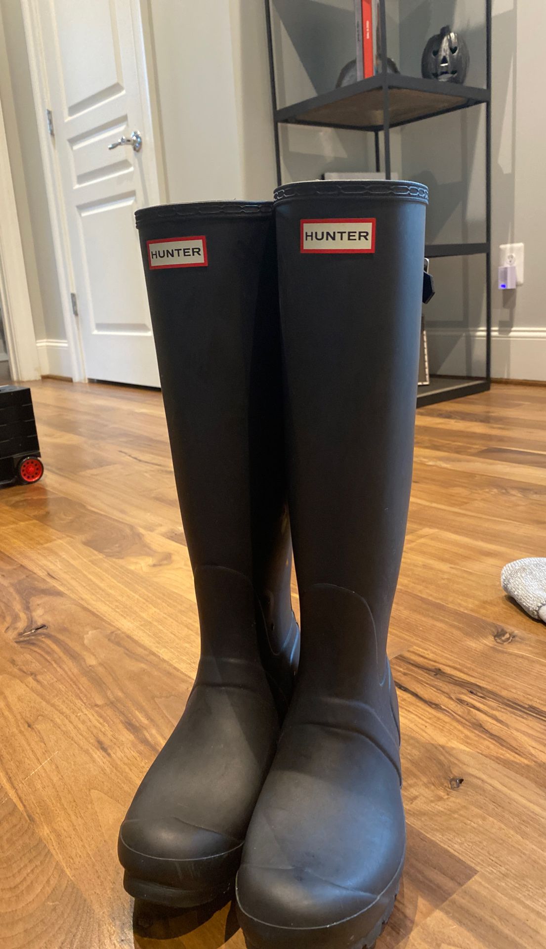 Hunter - tall, black rain boots