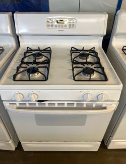 Hotpoint 30” Gas Range – White – $380