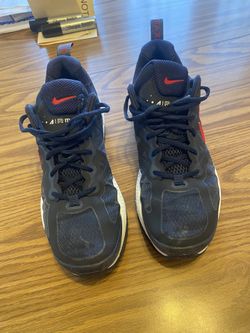 Nike AIRMAX Size 12
