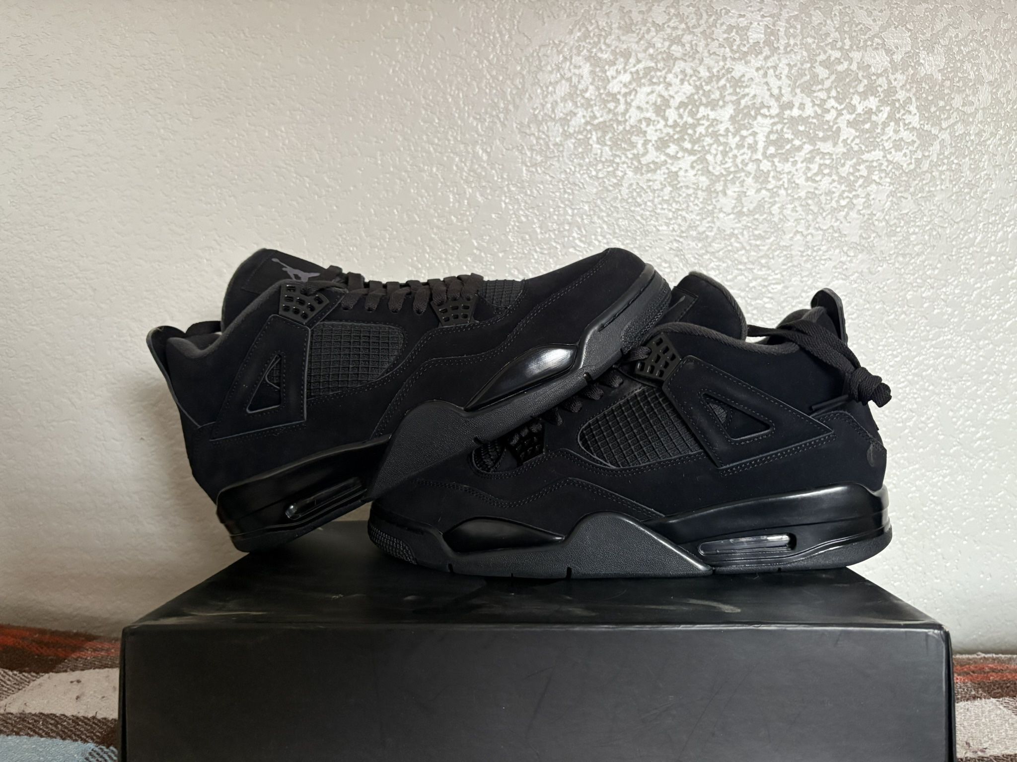 Black Cats Jordan 4