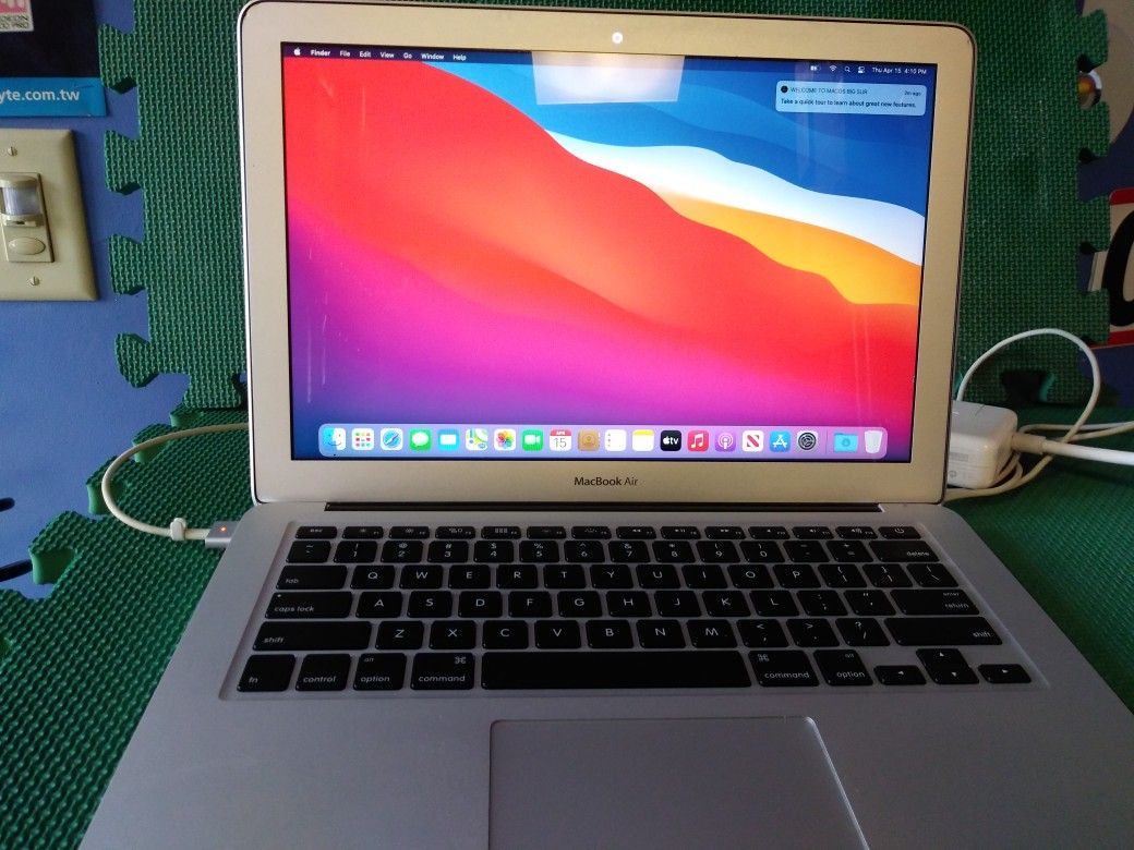 Apple Macbook Air 13"