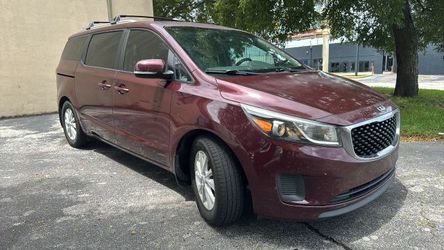 2016 Kia Sedona