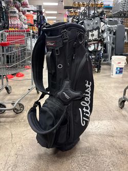 Used Titleist 4 PLayers StayDry Golf Stand Bag