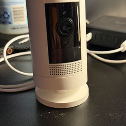 Ring Stick Up Cam 