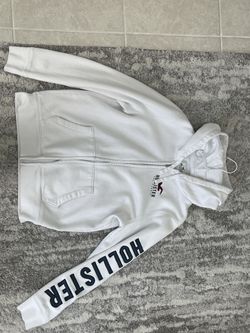 Hollister black sales zip up hoodie